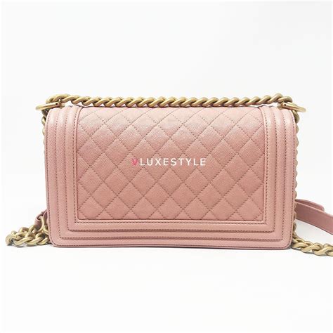 chanel boy 18p pink